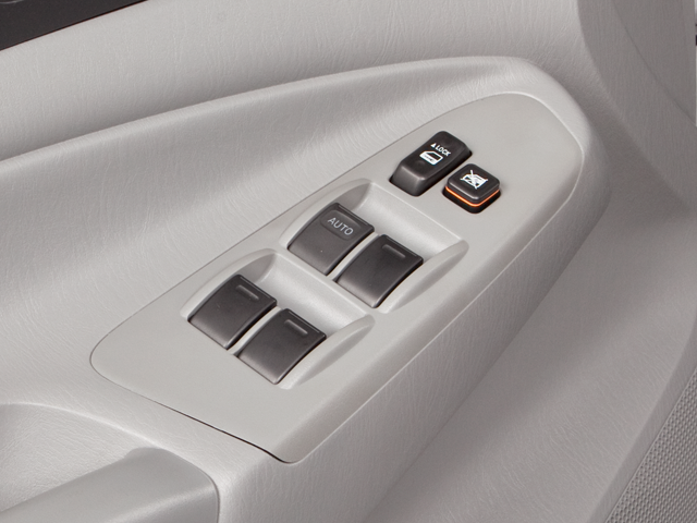 2011 Toyota Tacoma Pickup 4D 5 ft