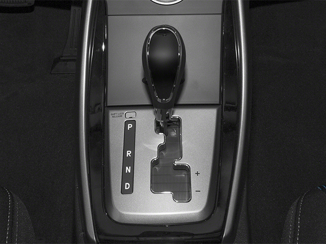 2013 Hyundai Elantra 2dr Auto GS