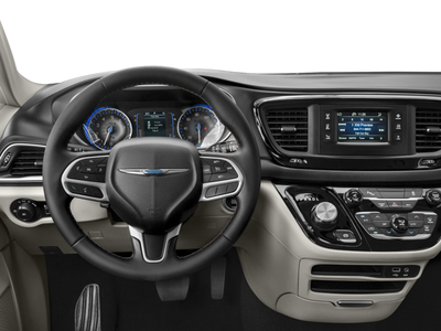 2018 Chrysler Pacifica Touring L FWD