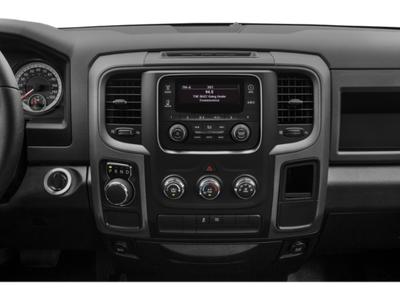 2019 RAM 1500 Classic Express 4x4 Crew Cab 5'7 Box