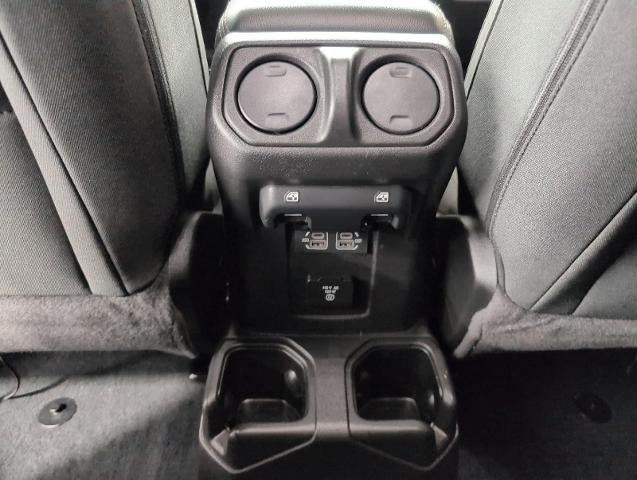 2022 Jeep Wrangler Unlimited Sahara 4x4
