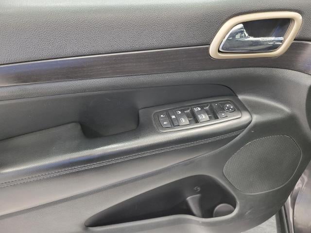 2014 Jeep Grand Cherokee 4WD 4dr Laredo