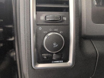 2014 RAM 1500 4WD Crew Cab 140.5 Big Horn