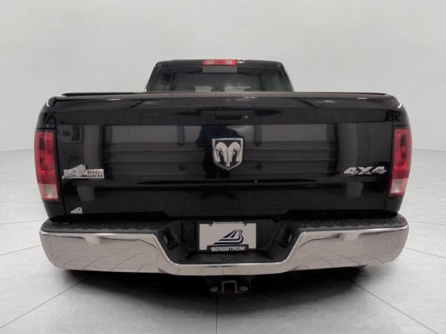 2014 RAM 1500 4WD Crew Cab 140.5 Big Horn