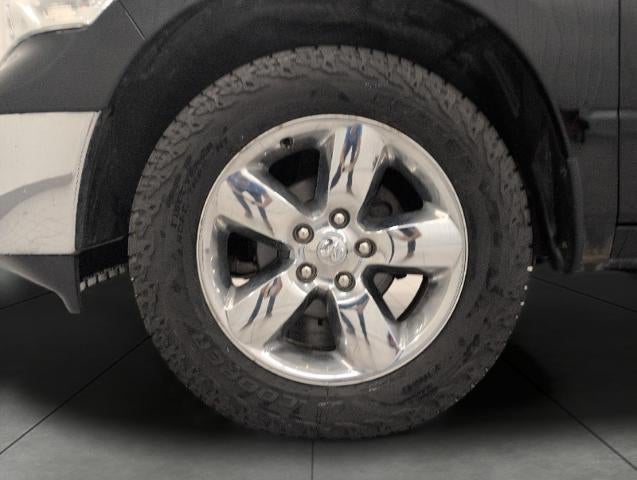 2014 RAM 1500 4WD Crew Cab 140.5 Big Horn
