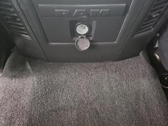 2018 RAM 1500 Big Horn 4x4 Crew Cab 5'7 Box