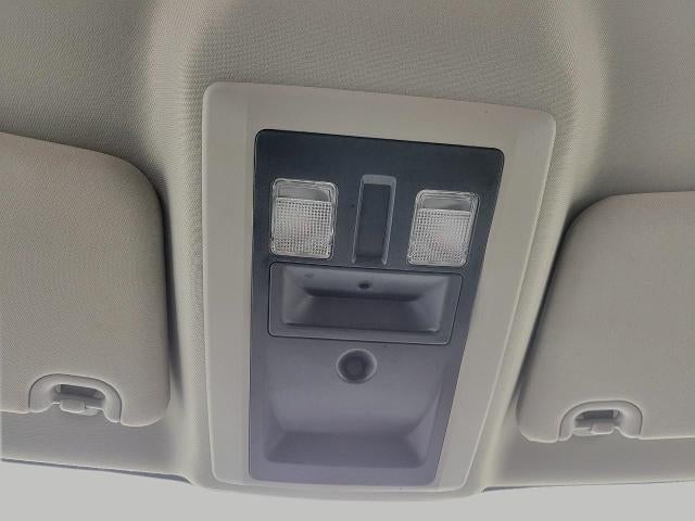 2020 RAM 1500 Classic SLT 4x4 Crew Cab 6'4 Box