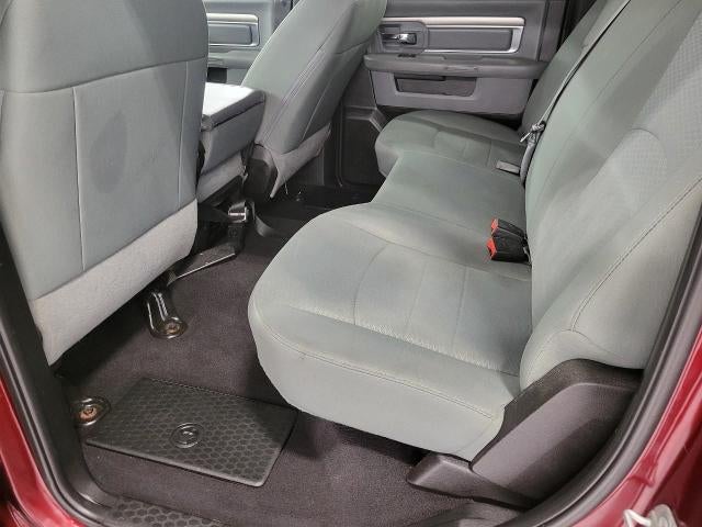 2020 RAM 1500 Classic SLT 4x4 Crew Cab 6'4 Box