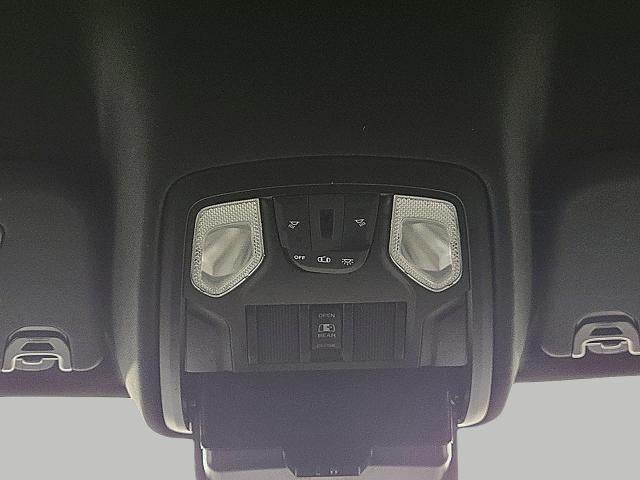 2022 RAM 1500 Big Horn 4x4 Quad Cab 6'4 Box