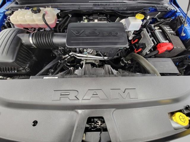 2022 RAM 1500 Big Horn 4x4 Quad Cab 6'4 Box