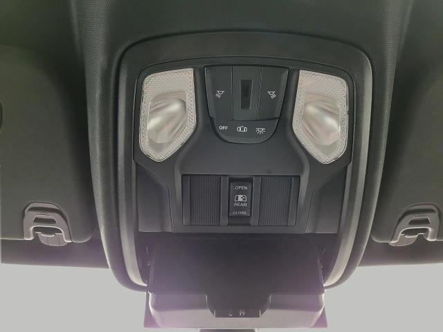 2022 RAM 1500 Lone Star 4x4 Crew Cab 5'7 Box