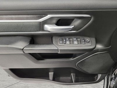 2023 RAM 1500 Lone Star 4x4 Crew Cab 5'7 Box