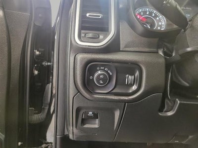 2025 RAM 1500 Big Horn Crew Cab 4x4 5'7" Box