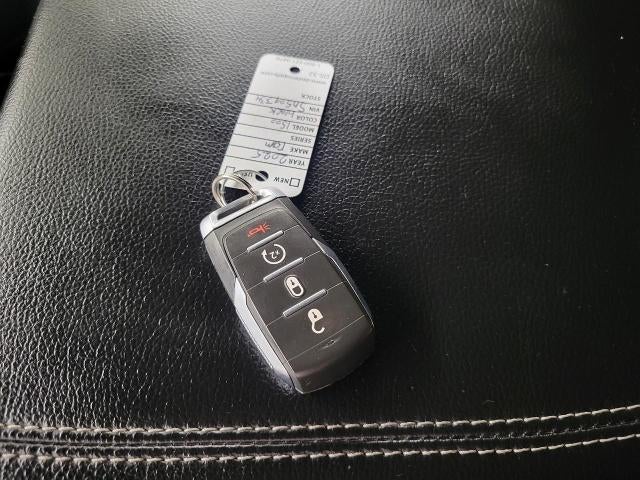 2025 RAM 1500 Big Horn 4x4 Crew Cab 5'7 Box