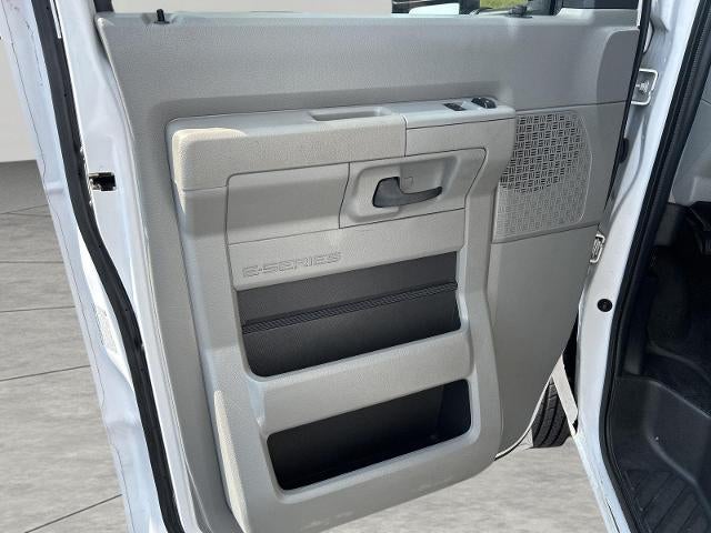 2021 Ford E-Series Cutaway E-450 DRW 158 WB