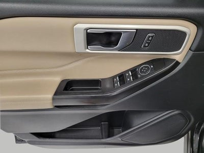 2020 Ford Explorer XLT 4WD