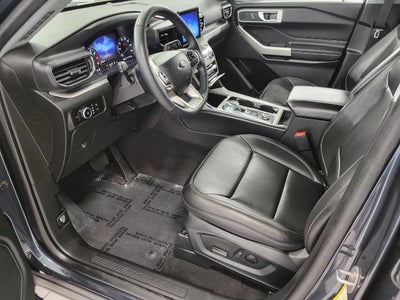 2024 Ford Explorer XLT 4WD
