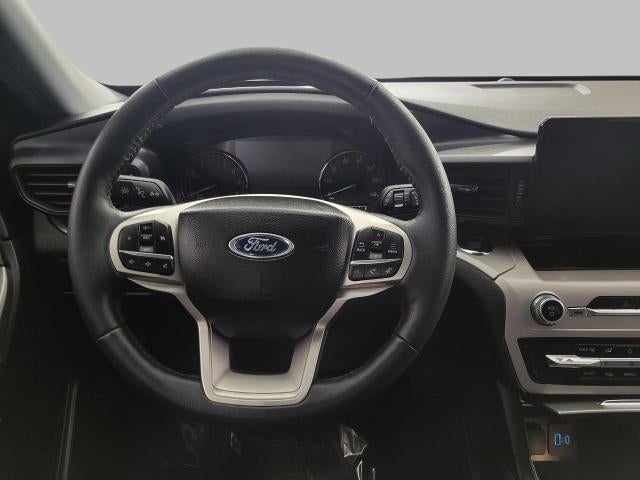 2023 Ford Explorer XLT 4WD