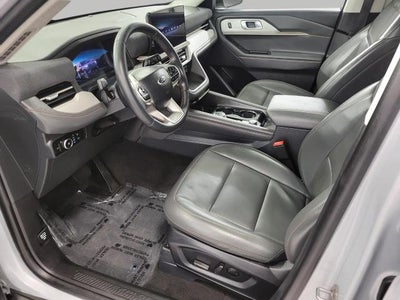 2025 Ford Explorer Active 4WD