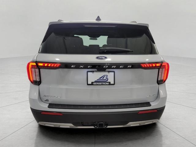 2025 Ford Explorer Active 4WD