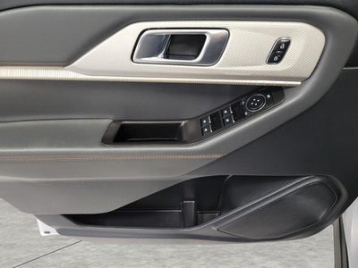 2025 Ford Explorer Active 4WD