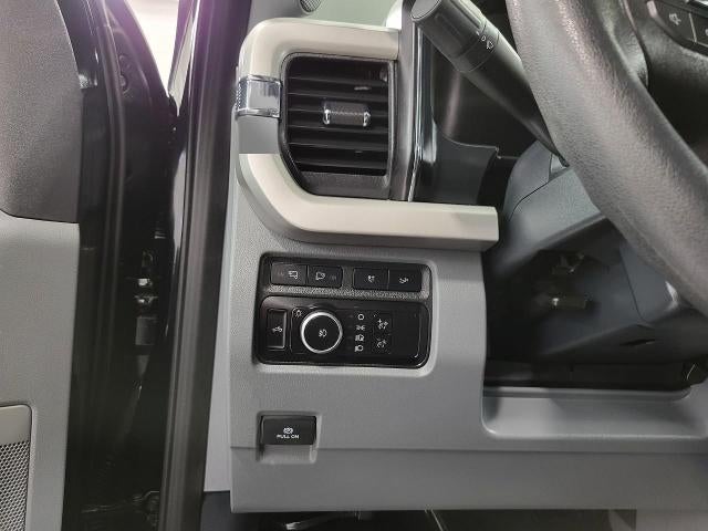 2023 Ford Super Duty F-350 SRW XLT 4WD Crew Cab 6.75' Box