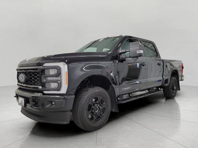 2023 Ford Super Duty F-350 SRW XLT 4WD Crew Cab 6.75' Box