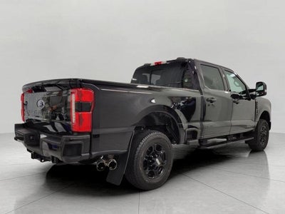 2023 Ford Super Duty F-350 SRW XLT 4WD Crew Cab 6.75' Box