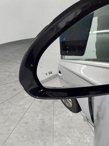 2017 Buick LaCrosse 4dr Sdn Essence FWD