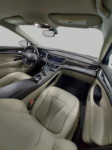 2017 Buick LaCrosse 4dr Sdn Essence FWD