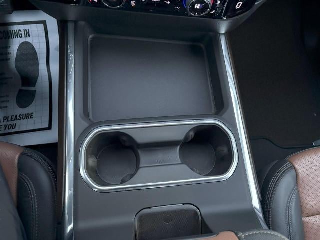 2025 Chevrolet Silverado 3500 HD 4WD Crew Cab 159 High Country