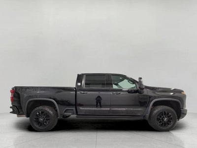 2024 Chevrolet Silverado 3500 HD 4WD Crew Cab 159 High Country