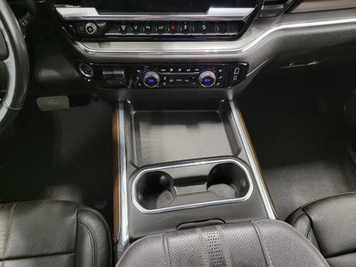 2024 Chevrolet Silverado 3500 HD 4WD Crew Cab 159 High Country
