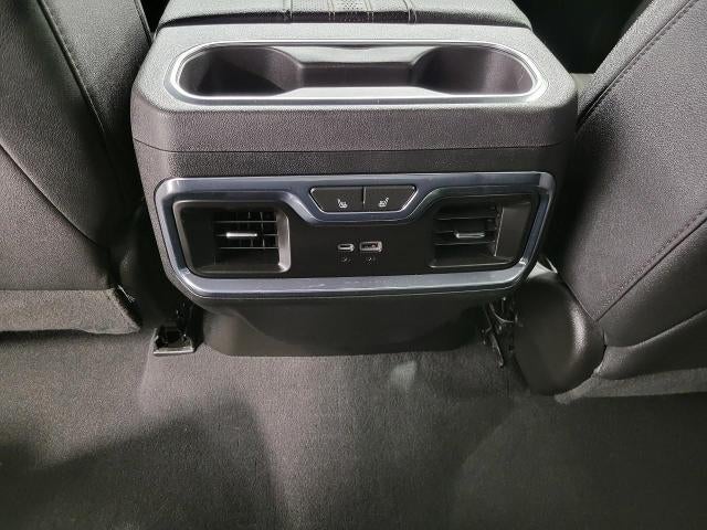 2024 Chevrolet Silverado 3500 HD 4WD Crew Cab 159 High Country