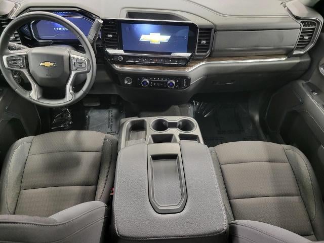 2024 Chevrolet Silverado 1500 4WD Crew Cab 147 LT w/2FL