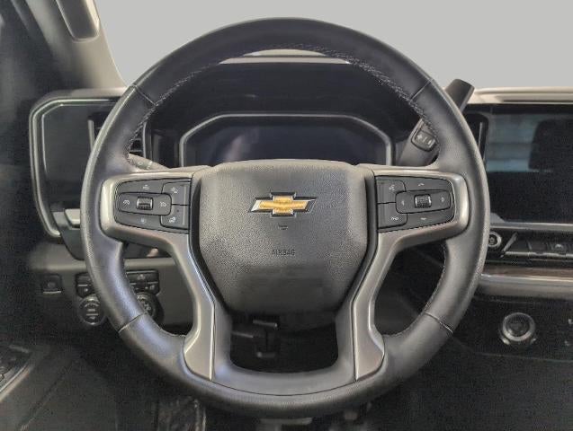 2023 Chevrolet Silverado 1500 4WD Double Cab 147 LT w/2FL