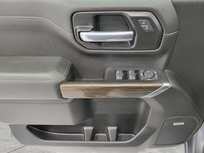 2020 Chevrolet Silverado 1500 4WD Double Cab 147 RST