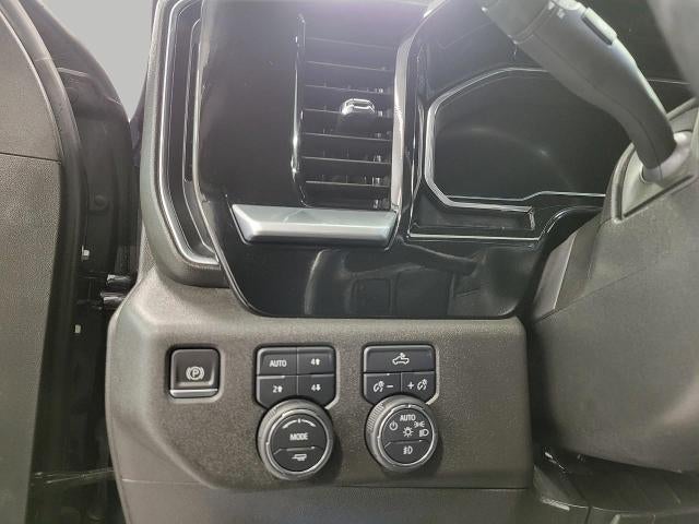 2022 Chevrolet Silverado 1500 4WD Crew Cab 147 RST