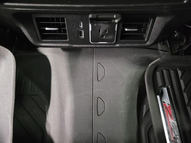 2022 Chevrolet Silverado 1500 4WD Crew Cab 147 RST