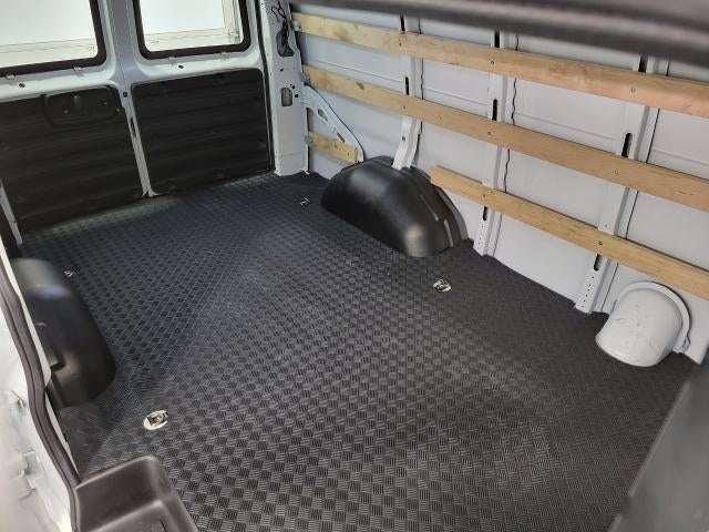 2024 Chevrolet Express Cargo 2500 RWD 2500 135