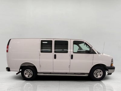 2025 Chevrolet Express Cargo RWD 2500 135