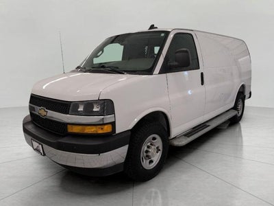 2025 Chevrolet Express Cargo RWD 2500 135