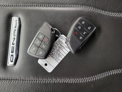 2025 GMC Yukon XL 4WD 4dr Denali