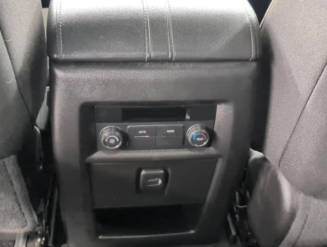 2023 Chevrolet Traverse AWD 4dr LT Cloth w/1LT