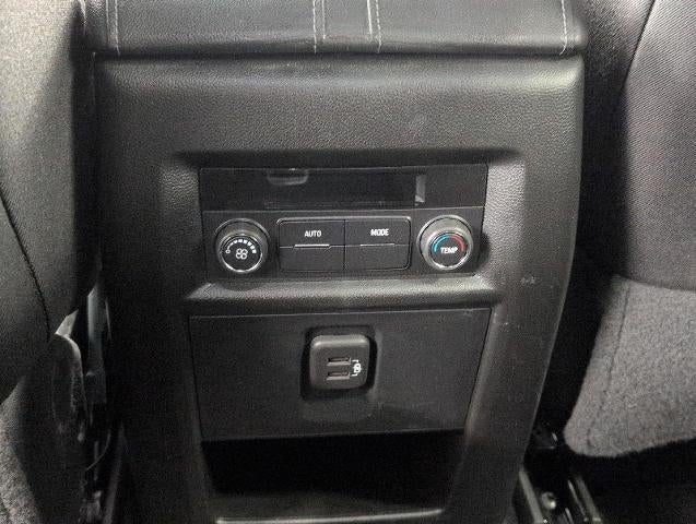 2023 Chevrolet Traverse AWD 4dr LT Cloth w/1LT