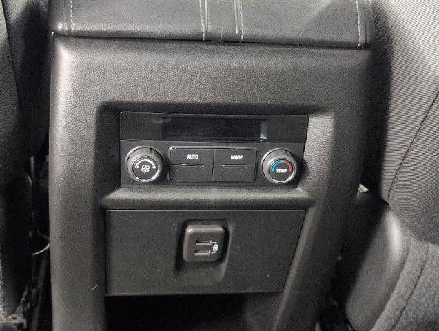 2023 Chevrolet Traverse AWD 4dr LT Cloth w/1LT