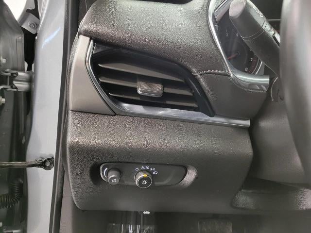 2023 Chevrolet Traverse AWD 4dr LT Cloth w/1LT