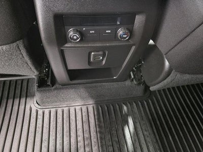 2023 Chevrolet Traverse AWD 4dr LT Cloth w/1LT