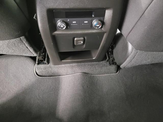 2023 Chevrolet Traverse AWD 4dr LT Cloth w/1LT
