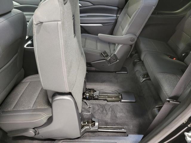 2025 Chevrolet Traverse AWD 4dr LT w/2LT